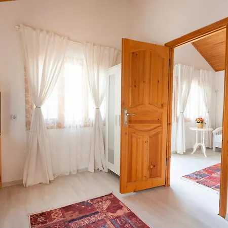 Bed & Breakfast Lukkies 3*