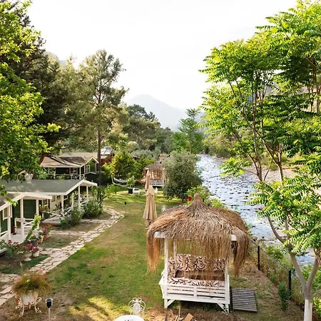 Lukkies Bed & Breakfast