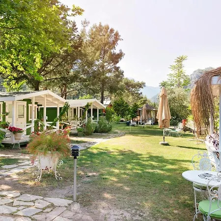 Bed & Breakfast Lukkies 3*